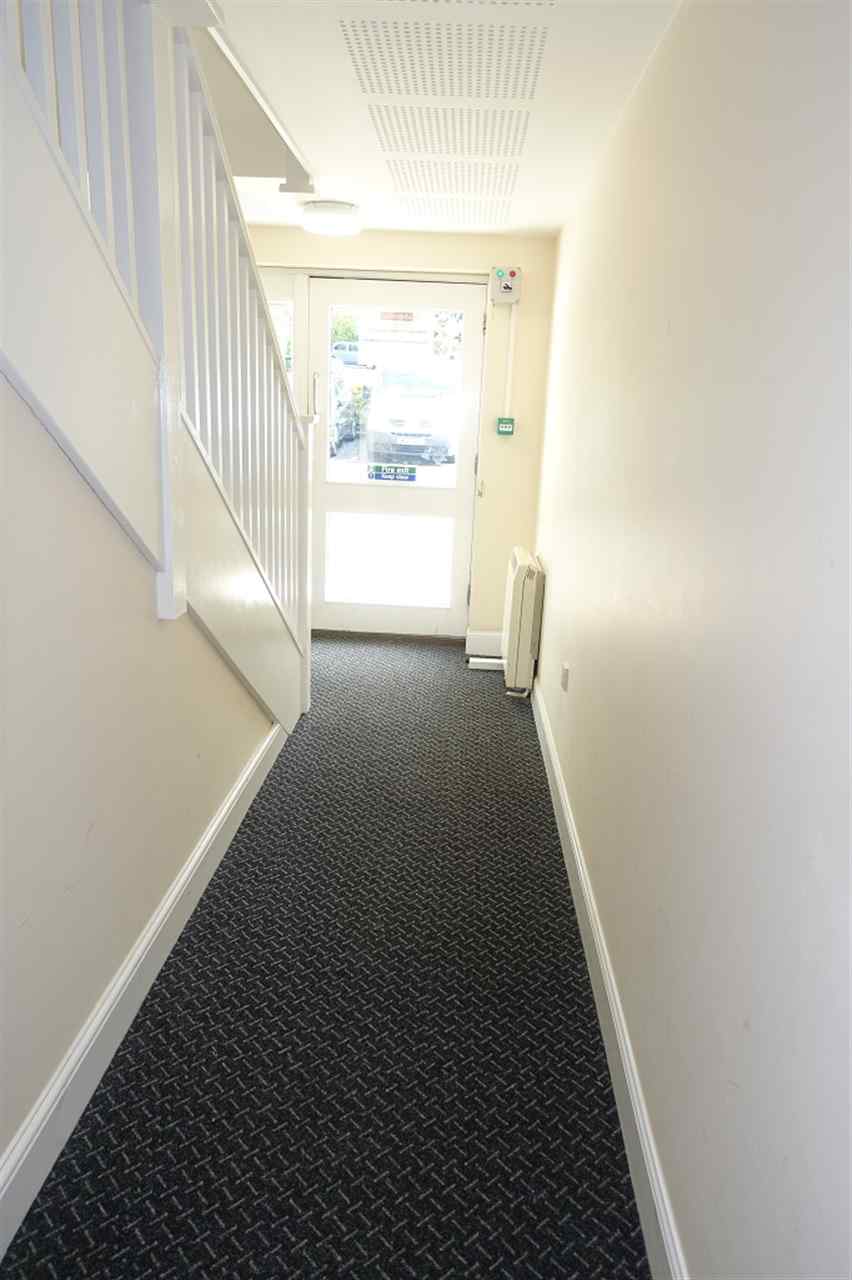 resized-2349823-LAVENDER COURT - COMMUNAL HALLWAY 2.jpg